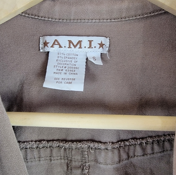 Vintage A.M.I. Distressed Crochet Light Brown Khaki Jacket Women’s Size Small - Picture 6 of 15